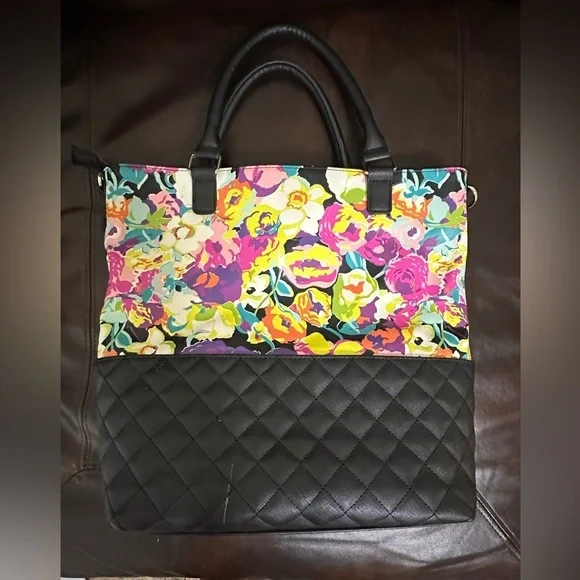 Betsey Johnson Black Quilted Tote with Floral Accents handbag - Picture 3 of 6